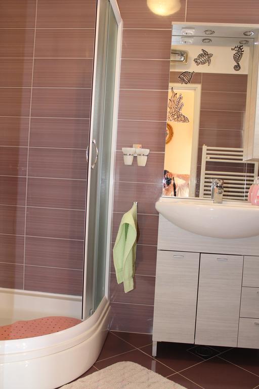 Rooms Katarina Kadumi Екстер'єр фото